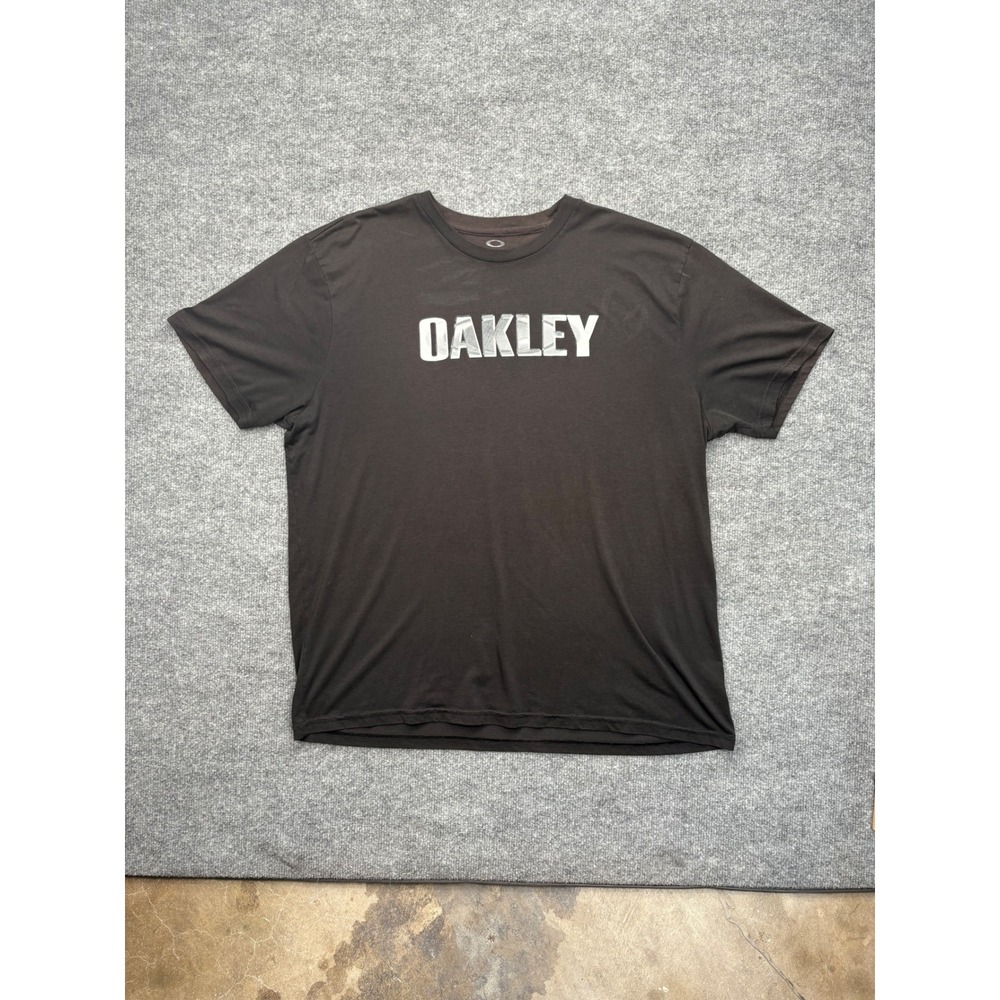 Oakley Mens XXL Regular Fit Graphic T-Shirt‎ Brown Silver Logo Short Sleeve Tee